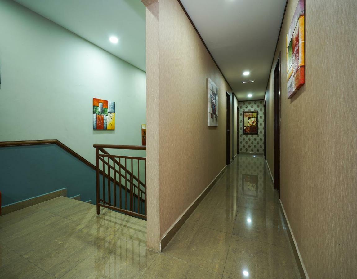Oyo 43958 Enrich Hotel
