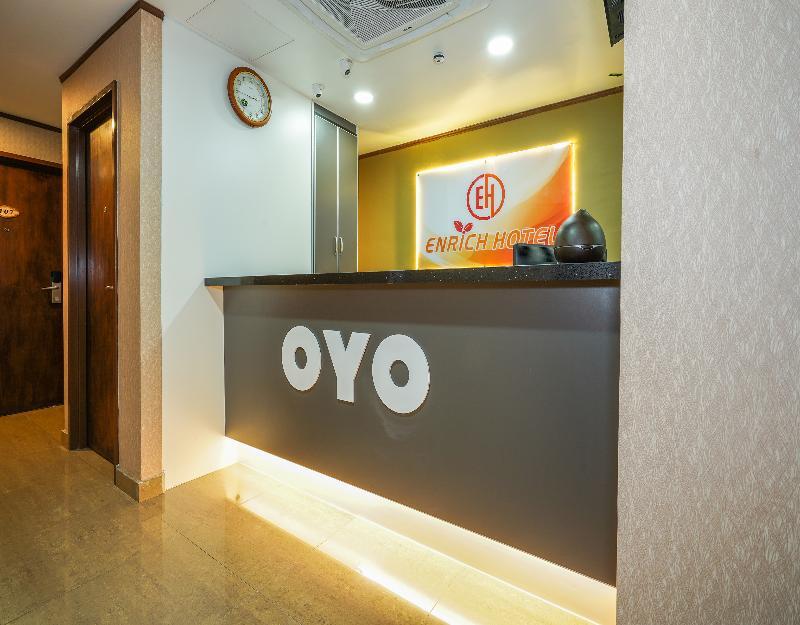 Oyo 43958 Enrich Hotel 2*