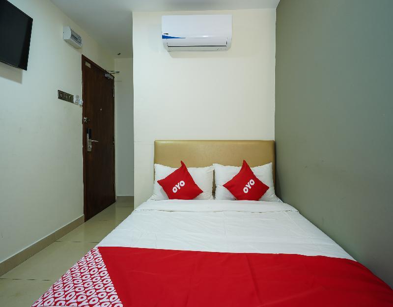 Hotel Oyo 43958 Enrich 2*